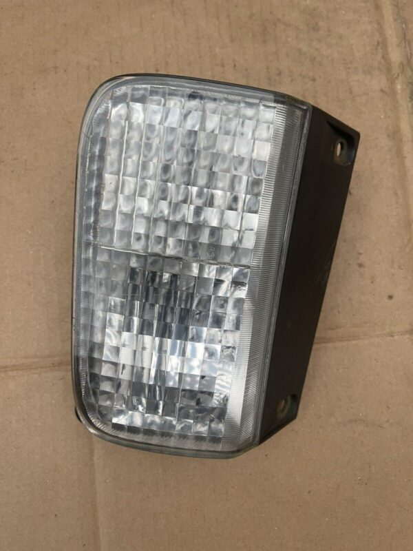 RENALT TRAFIC VAUXHALL VIVARO 07-14 LEFT PASSENGER SIDE REAR FOG LIGHT 2547313