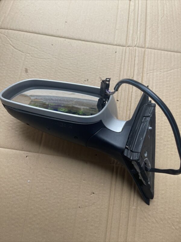 SKODA SUPERB VW PASSAT LEFT PASSENGER SIDE DOOR ELECTRIC WING MIRROR E1020479 - Image 8