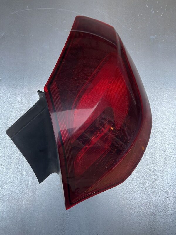 VAUXHALL ASTRA J 2009-2015 RIGHT DRIVER SIDE REAR TAIL LIGHTS 13306460 21652202 - Image 2