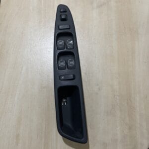 VOLVO S40 DRIVER SIDE ELECTRIC WINDOW PANEL CONTROL SWITCH 30658696
