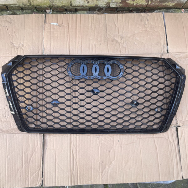 AUDI A4 S4 B9 FRONT CENTER RADIATOR GRILLE RS4 TYPE HONEYCOMB GRILL 8W0853651