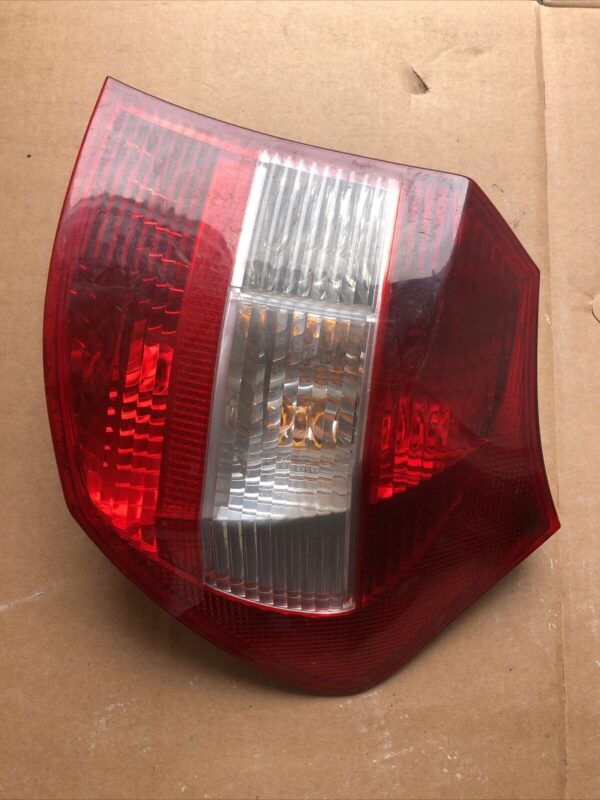 BMW 1 E81 E87 2004-2011 RIGHT DRIVER SIDE REAR TAIL LIGHTS 63216324502 301638 - Image 3