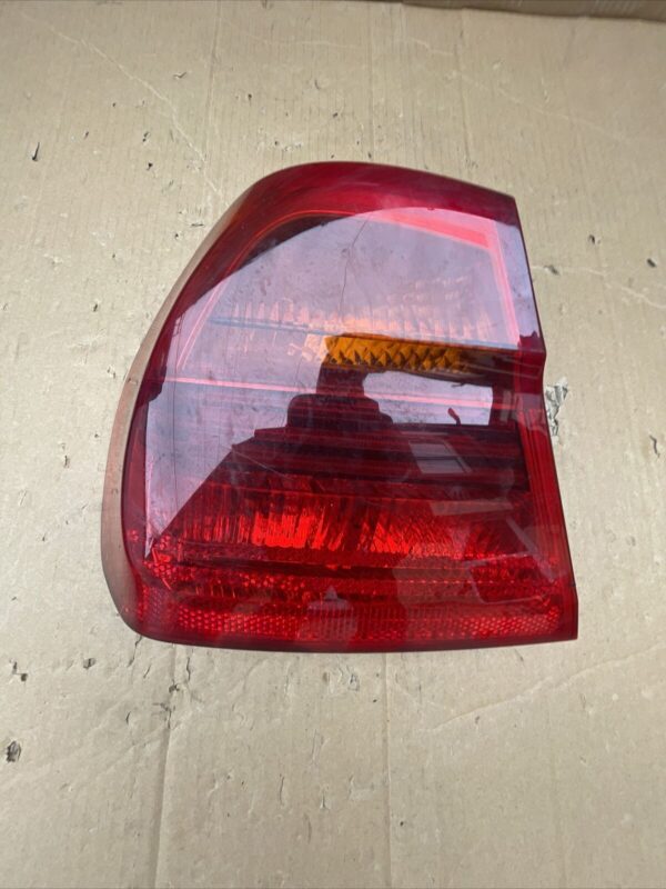 BMW 3 E90 SALOON 04-11 LEFT PASSENGER SIDE REAR TAIL LIGHTS 6937457 63216937457