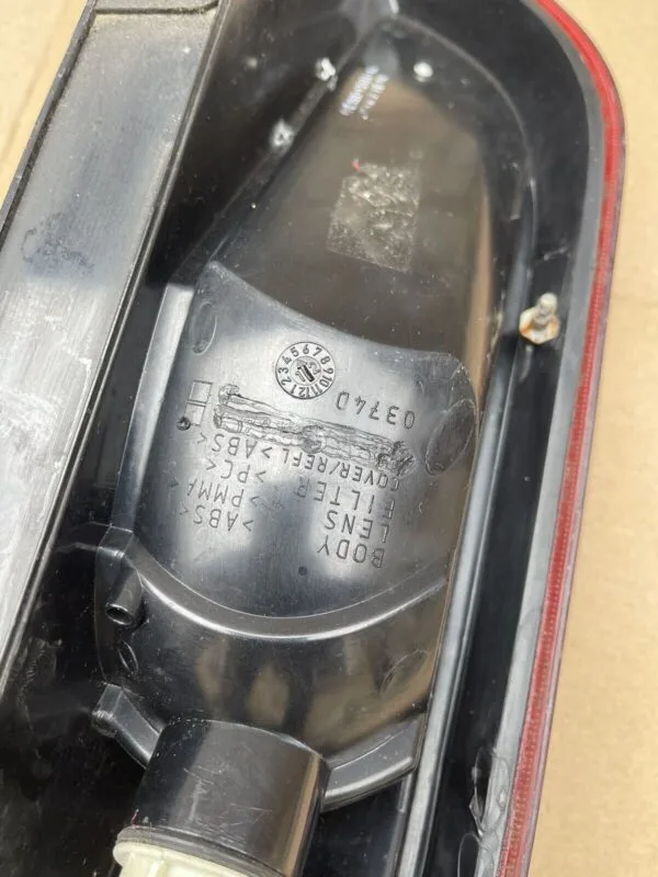 FORD FOCUS MK2 2008 2011 RIGHT DRIVER SIDE TINTED REAR TAIL LIGHTS 8M5113404A - Image 7