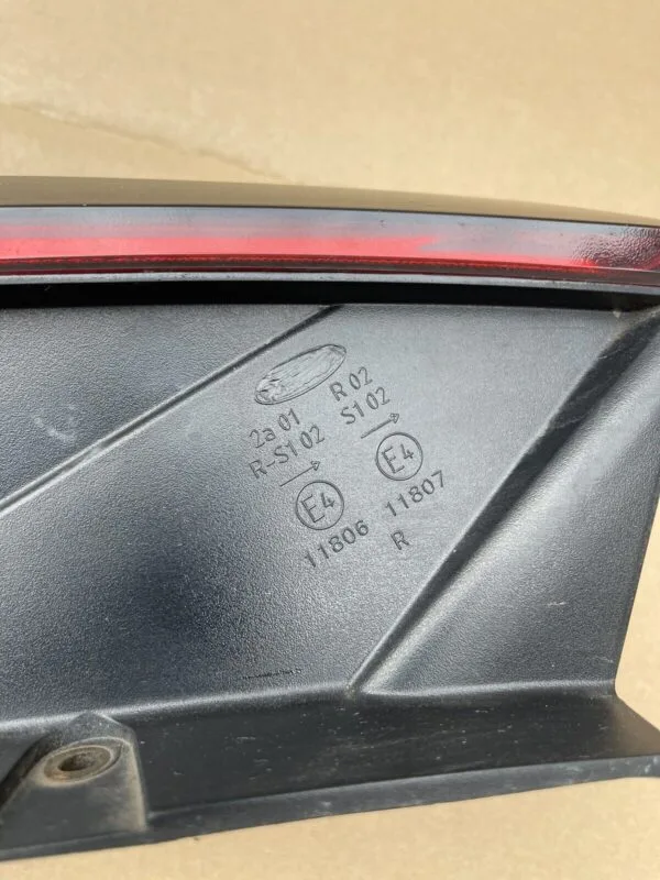 FORD FOCUS MK2 2008 2011 RIGHT DRIVER SIDE TINTED REAR TAIL LIGHTS 8M5113404A - Image 9