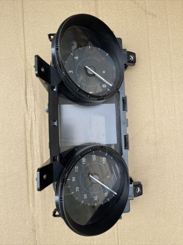 JAGUAR F-PACE SPEEDOMETER CLOCK INSTRUMENT CLUSTER OEM XXXX10849XX - Image 2