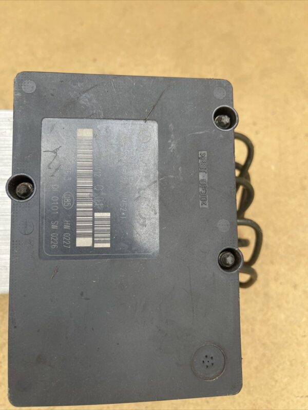 MERCEDES-BENZ C W203 2000-2007 ABS PUMP CONTROL MODULE UNIT A2034310812 - Image 4