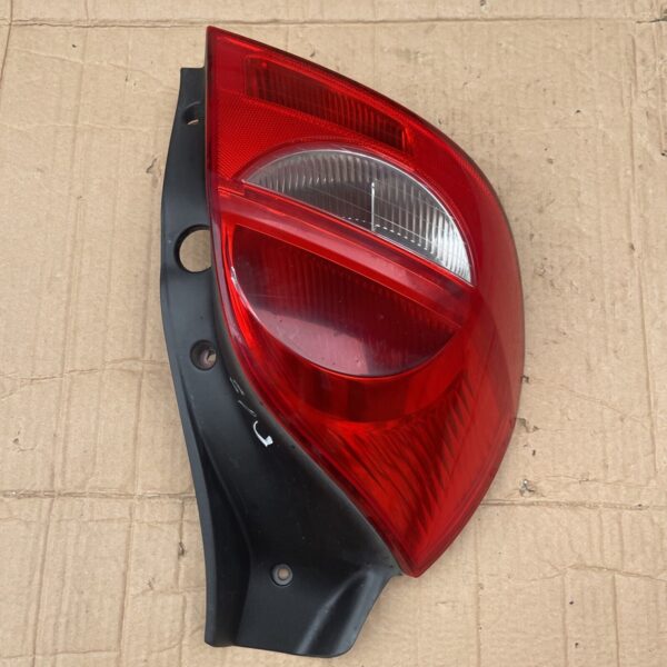 RENAULT CLIO MK3 2005-2014 LEFT PASSENGER SIDE REAR TAIL LIGHTS 89035079 - Image 2