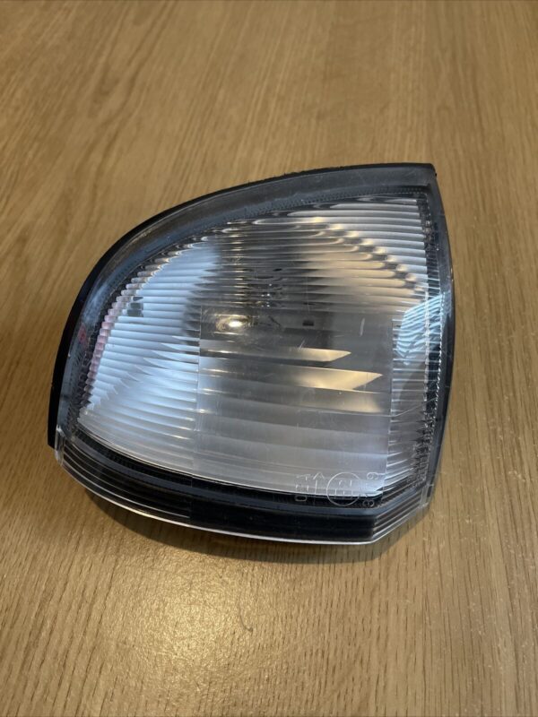 SUZUKI ALTO 95-02 LEFT PASSENGER SIDE FRONT INDICATOR LIGHT 3610170 3610170F0L - Image 2