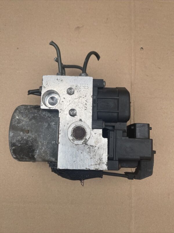 TOYOTA AVENSIS D4D 1999-2008 ABS PUMP CONTROL MODULE UNIT 0273004559 0265216825 - Image 2