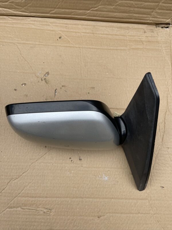 TOYOTA AVENSIS VERSO 00-05 RIGHT DRIVER SIDE DOOR ELECTRIC WING MIRROR E4012228 - Image 3