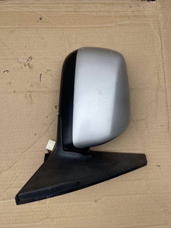 TOYOTA AVENSIS VERSO 00-05 RIGHT DRIVER SIDE DOOR ELECTRIC WING MIRROR E4012228 - Image 6