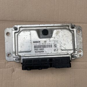 Alternative view of TOYOTA AYGO CITROEN PEUGEOT 107 ENGINE CONTROL UNIT MODULE 0261208702 896610H022