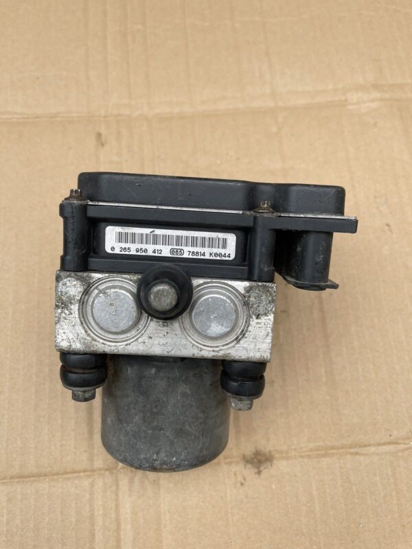 TOYOTA YARIS VERSO 2005-2009 ABS PUMP CONTROL MODULE UNIT 0265950412  0265234222 - Image 3