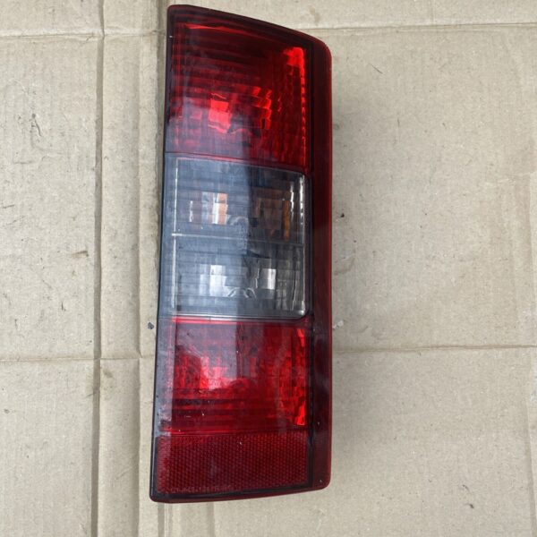 VAUXHALL COMBO C 2002-2012 RIGHT DRIVER SIDE REAR TAIL LIGHTS 084421941R