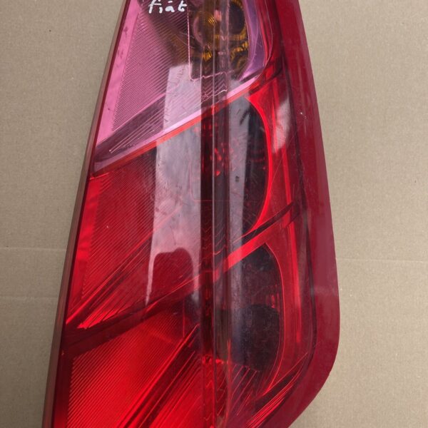 FIAT GRANDE PUNTO 2005-2015 RIGHT DRIVER SIDE REAR LIGHT LAMP 51701590 27460202 - Image 3