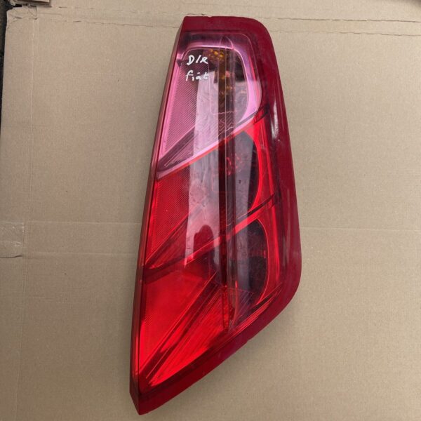 FIAT GRANDE PUNTO 2005-2015 RIGHT DRIVER SIDE REAR LIGHT LAMP 51701590 27460202