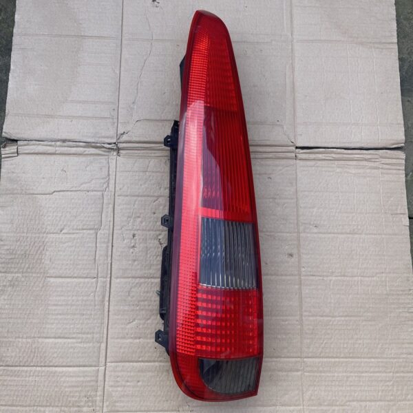 FORD FIESTA 2001-2008 LEFT PASSENGER SIDE REAR TAIL LIGHTS 2S6113N004AD 392450