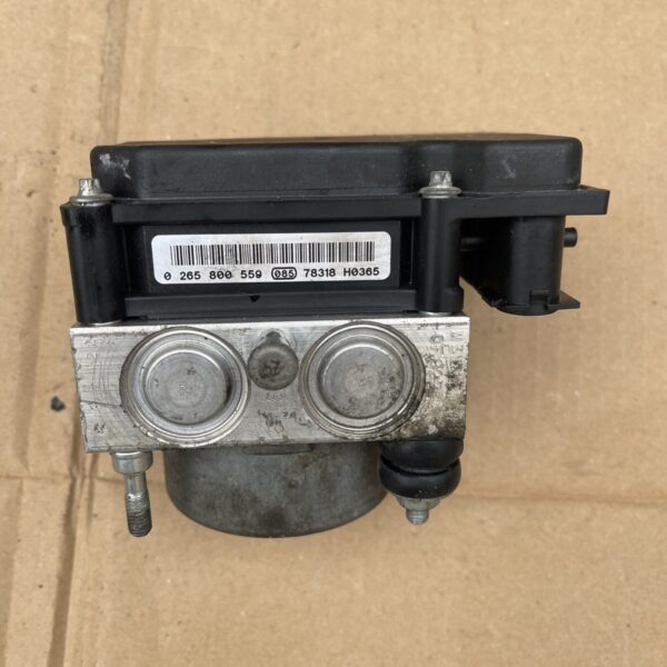 RENAULT CLIO MK3 2005-2014 ABS PUMP CONTROL MODULE UNIT 0265800559 7701057881 - Image 4