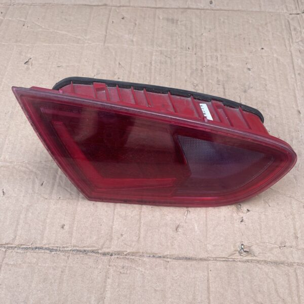 SEAT LEON II 2005 2012 LEFT PASSENGER SIDE REAR TAIL LIGHTS 1P0945093P 90010866 - Image 2