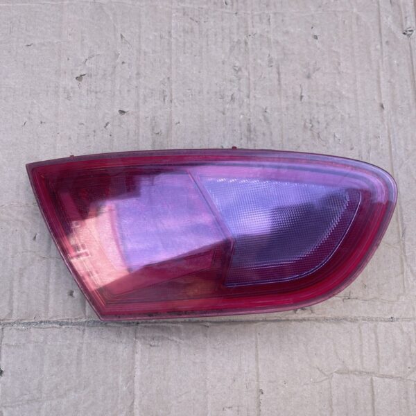 SEAT LEON II 2005 2012 LEFT PASSENGER SIDE REAR TAIL LIGHTS 1P0945093P 90010866