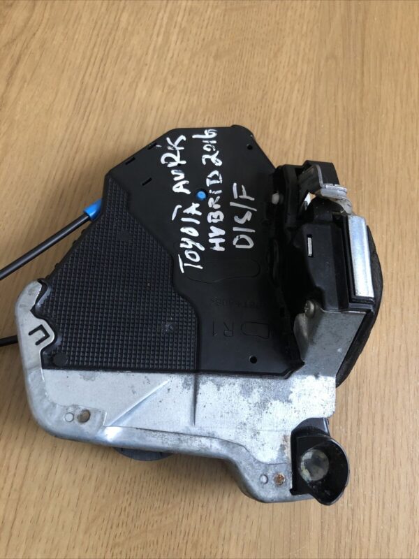 TOYOTA AURIS HYBRID 12-18 DRIVER SIDE REAR DOOR LOCK MECHANISM A046693 G65H1906 - Image 3