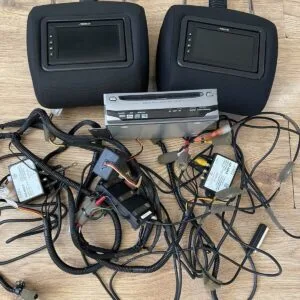 TOYOTA AVENSIS COROLLA VERSO AR10 MOBILE MULTI MEDIA DISC PLAYER PZ4620037000