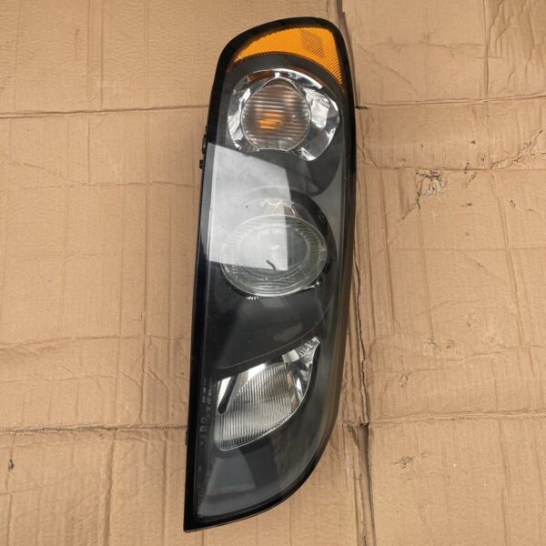 VOLVO V50 2004-2007 RIGHT DRIVER SIDE HEADLIGHT HEADLAMP 30698880RH 0301198602 - Image 7