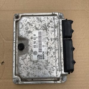 Alternative view of VW GOLF MK5 ENGINE CONTROL UNIT MODULE ECU  036906032AM 0261208754 1039S08064
