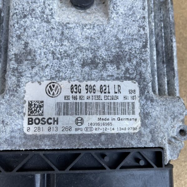 VW PASSAT ECU ENGINE CONTROL UNIT MODULE 03G906021LR 0281013260 - Image 2