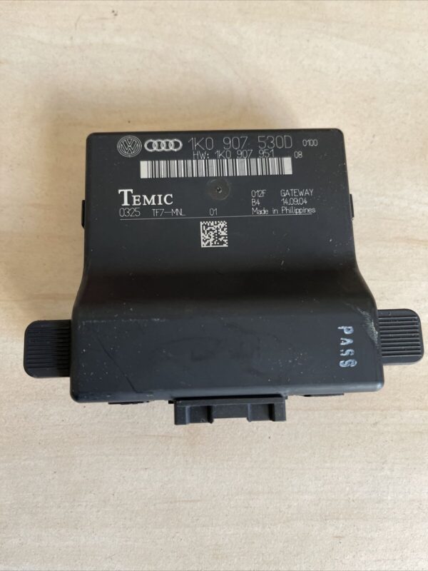 1K0907951 GENUINE VW GOLF MK5 GATEWAY CONTROL MODULE UNIT OEM 1K0907530D