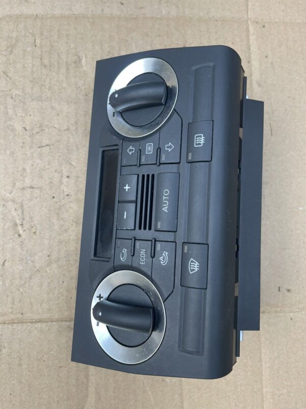 AUDI A3 8P 2003-2013 HEATER CLIMATE CONTROL SWITCH PANEL A2C53242446 8P0820043AG - Image 2