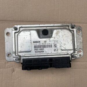 Alternative view of TOYOTA AYGO CITROEN PEUGEOT 107 ENGINE CONTROL UNIT MODULE 0261208702 896610H022