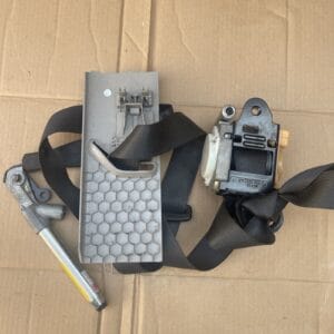 Alternative view of VAUXHALL INSIGNIA 08-17 FRONT LEFT PASSENGER SIDE SEAT BELT 3063932AA 306532310