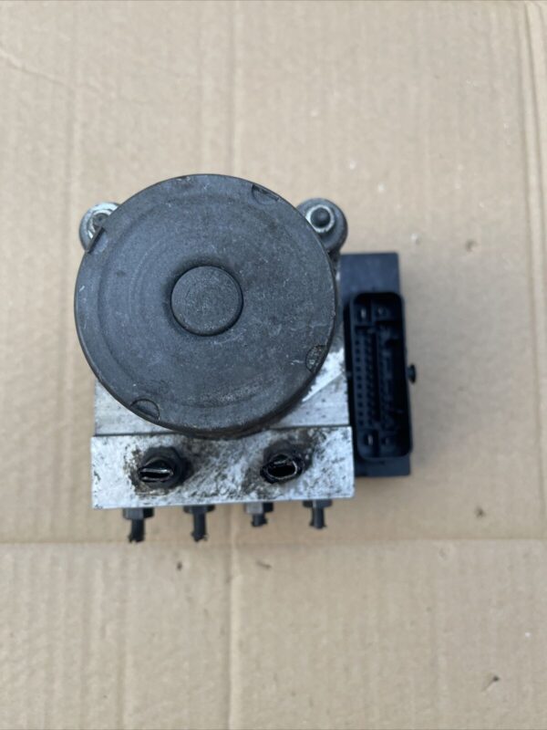 AUDI A4 S4 B7 8E 8H 05-08 ABS PUMP CONTROLLER MODULE UNIT 0265950474 8E0910517H - Image 2