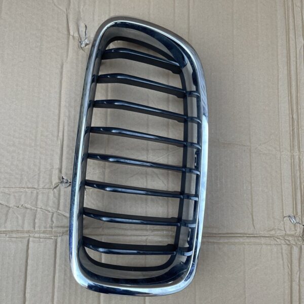 BMW 3 SERIES 11-18 FRONT LEFT BUMPER UPPER RADIATOR GRILL 18801310 51137255411 - Image 2