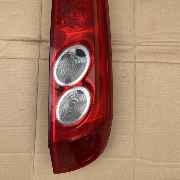 FORD FIESTA MK6 3DOOR 2001 2008 RIGHT DRIVER SIDE REAR TAIL LIGHT 6S6113404B - Image 2