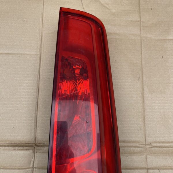 FORD FIESTA MK6 3DOOR 2001 2008 RIGHT DRIVER SIDE REAR TAIL LIGHT 6S6113404B - Image 3