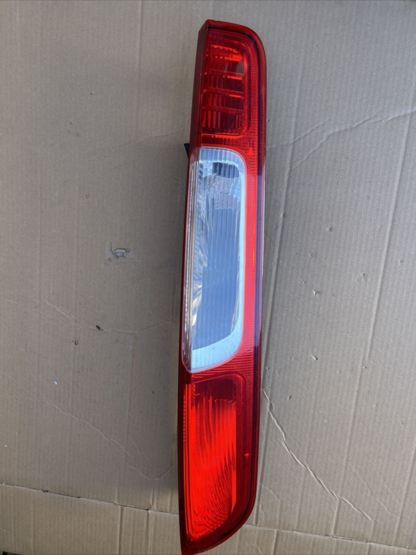 FORD FOCUS MK2 2004 2012 RIGHT DRIVER SIDE REAR TAIL LIGHTS 4M5113404A - Image 2