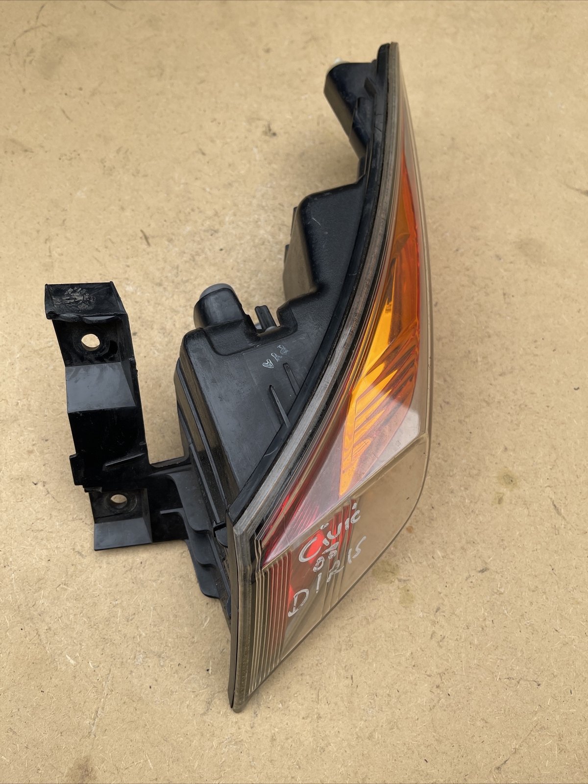 HONDA CIVIC 2005-2012 RIGHT SIDE DRIVER REAR TAIL LIGHTS 22016721