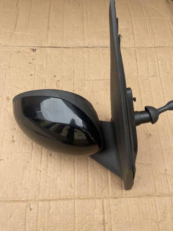 TOYOTA AYGO CITROEN C1 RIGHT DRIVER SIDE DOOR MANUEL WING MIRROR 879100H021 - Image 2