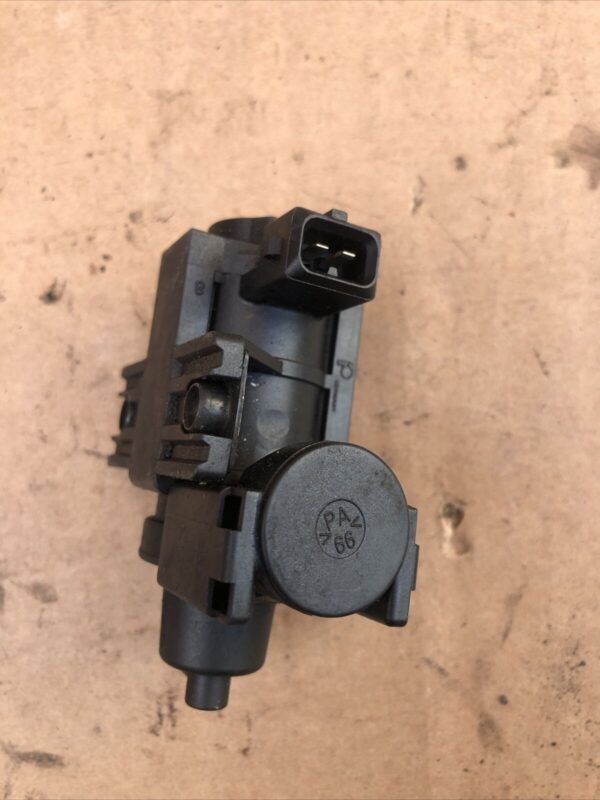 Vauxhall Combo Fiat Doblo Peugeot Boxer Turbo Pressure Solenoid 55228986 - Image 4